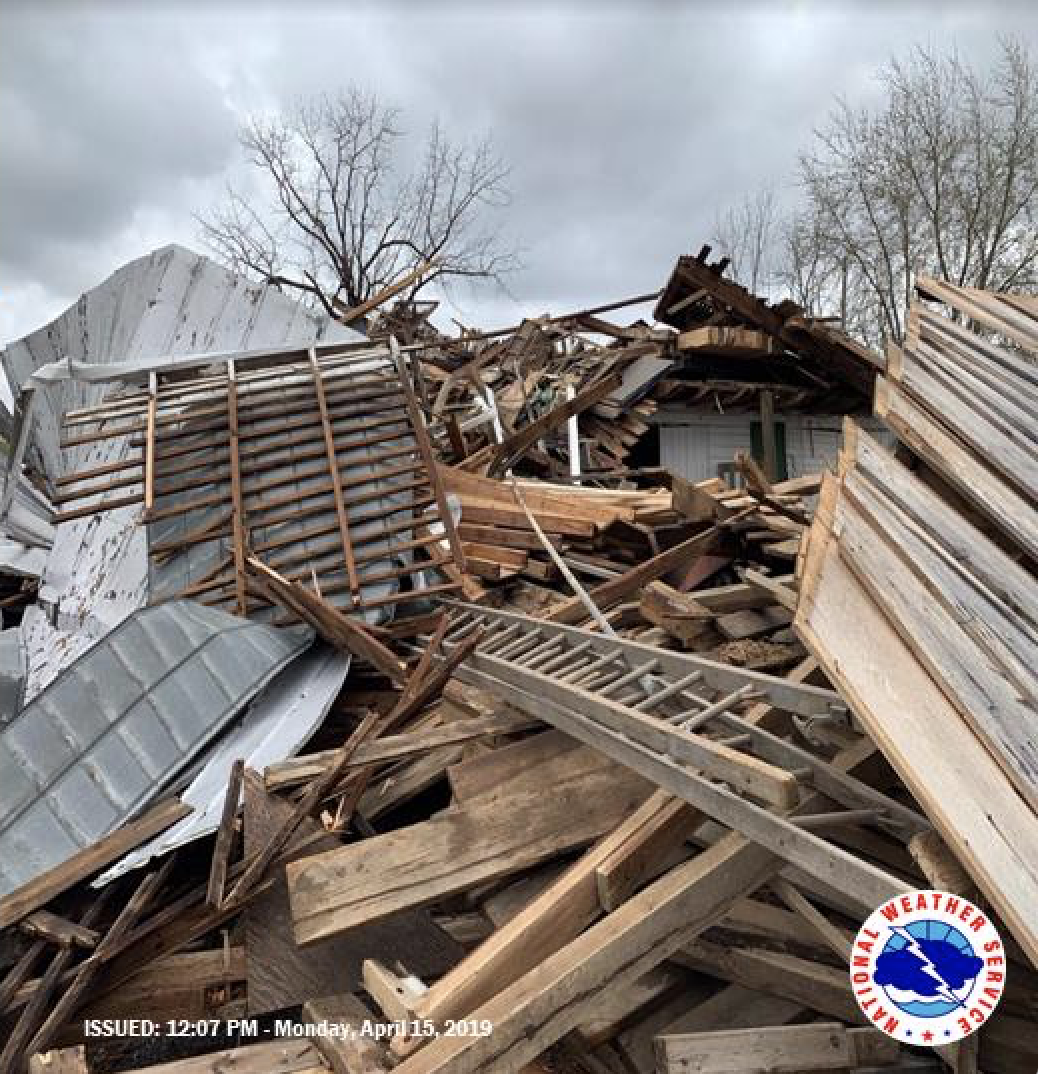 tornado damage pic